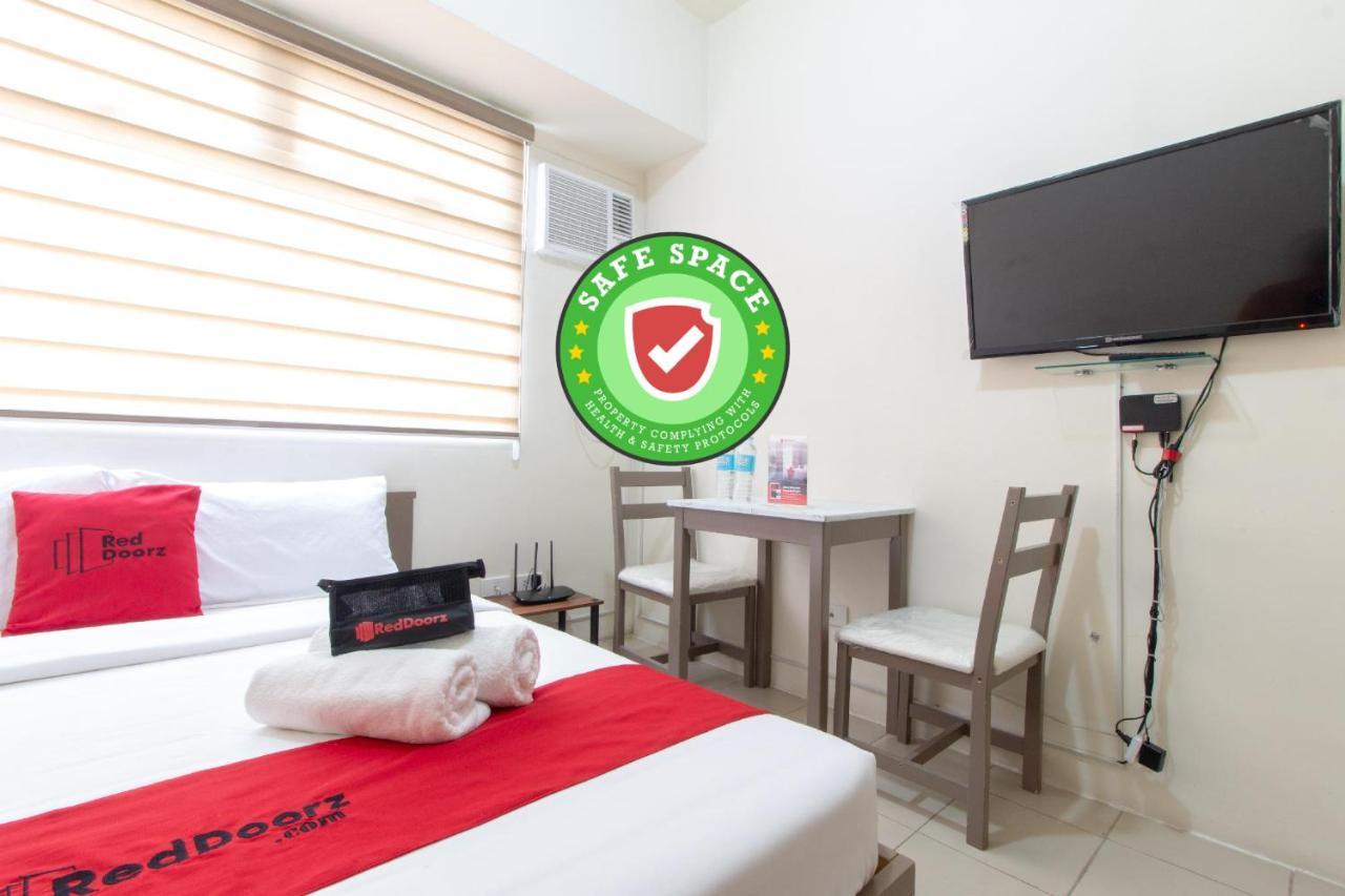 Reddoorz Plus @ Urban Deca Tower Edsa 2 Mandaluyong Dış mekan fotoğraf