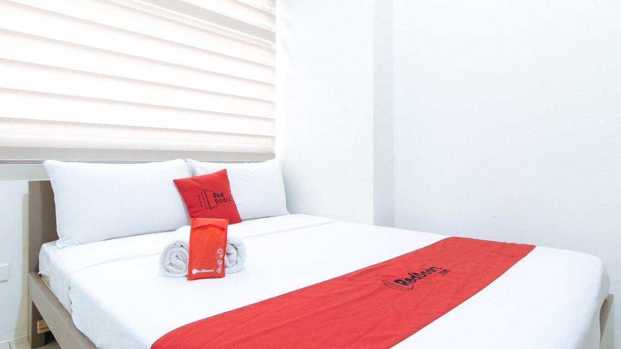 Reddoorz Plus @ Urban Deca Tower Edsa 2 Mandaluyong Dış mekan fotoğraf