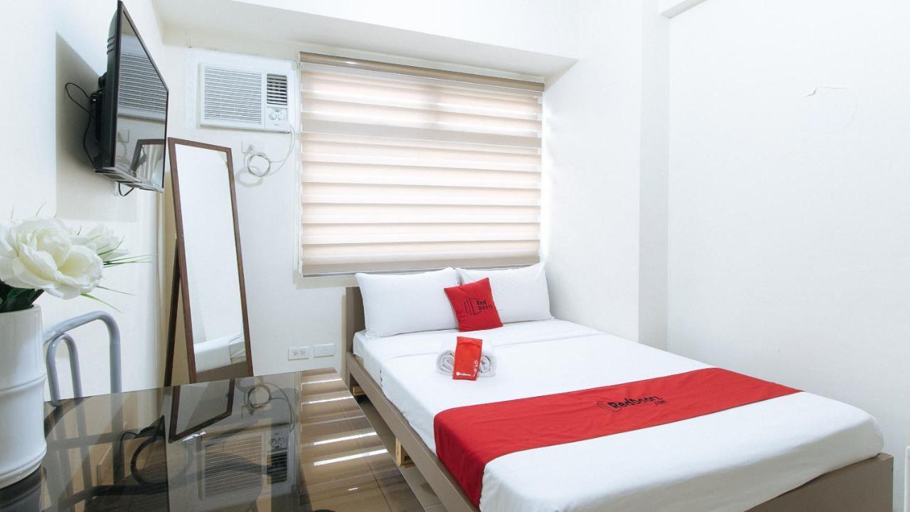 Reddoorz Plus @ Urban Deca Tower Edsa 2 Mandaluyong Dış mekan fotoğraf
